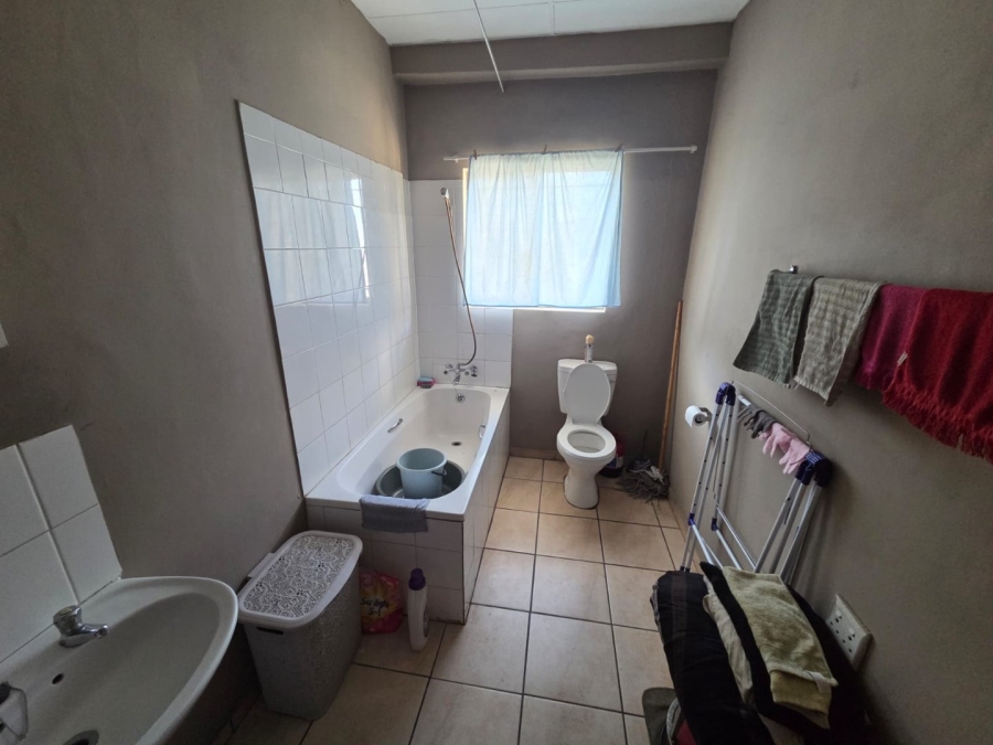 1 Bedroom Property for Sale in Willows Free State